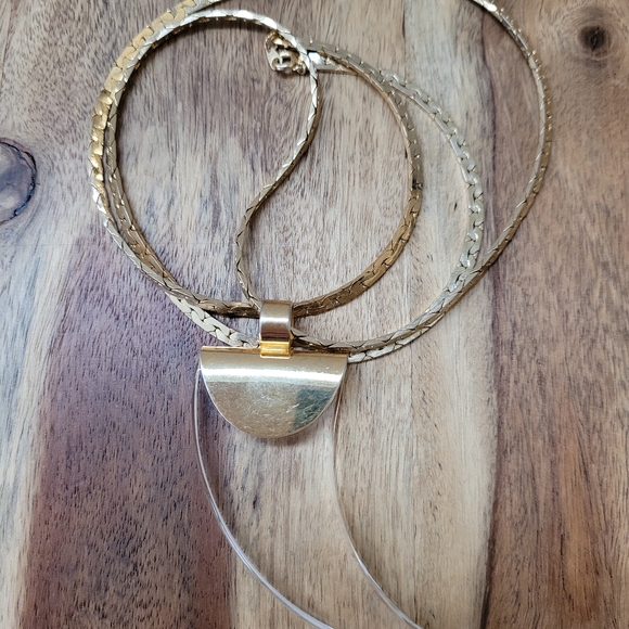 Long gold chain and see through resin pendant necklace - Picture 2 of 7